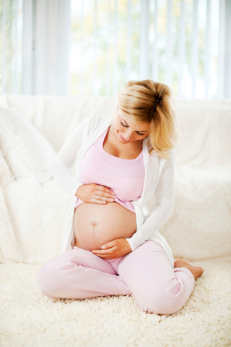 femme enceinte maternite