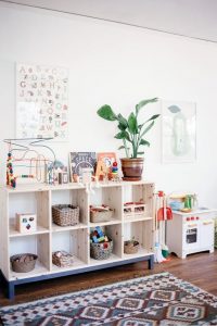 décoration de chambre d'enfant avec plante